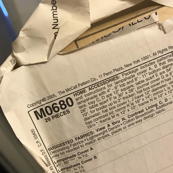 2005 sewing pattern - Picture 2 of 2